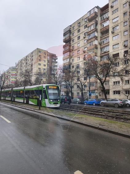 4 camere la pret de 2 I Rahova | 90 mp | Vedere panoramică | Bloc 1982