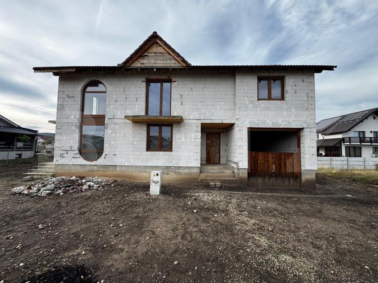 Casă cu 4 camere si garaj, zona Micesti - 5