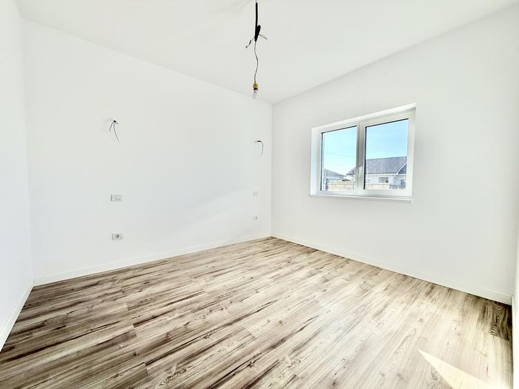 Duplex 4 camere - 115 mp - despartit prin camera tehnica - Calea Urseni