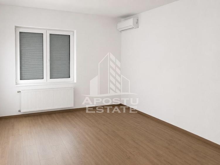 Spatiu pentru birouri de inchiriat, 77 mp + curte betonata, Lipovei
