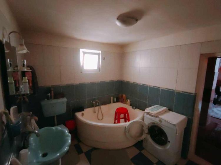 Vând casă 137mp și teren intravilan 5800mp în Supuru de Sus,jud.Satu Mare