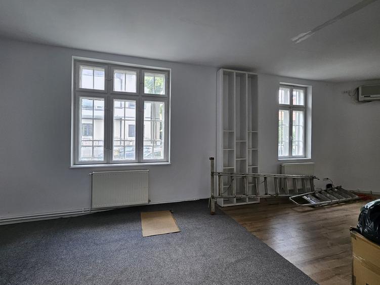Inchiriere vila in Dorobanti - Capitale - renovata complet