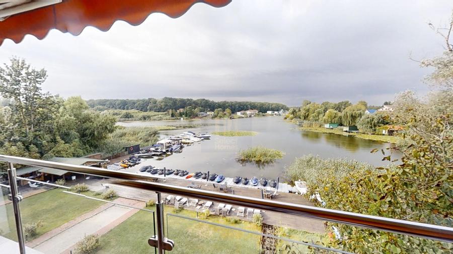Apartament exclusivist cu vedere la Lacul Snagov – Club Lac Snagov