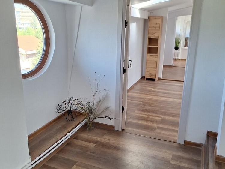 APARTAMENT DE VÂNZARE CU 4 CAMERE IN ZONA PIERA ZOO, IANUCU NICOLE