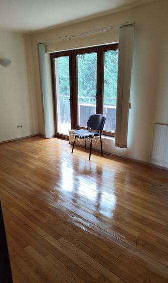 Apartament spațios de 4 camere în Zorilor,  zona Sigma - 4