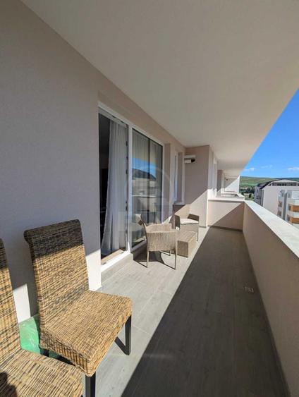 De inchiriat 2 camere,semidecomandat, 50 mp , CETATII