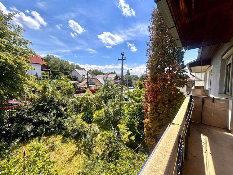 Apartament 3 camere central Ștrand cu garaj si boxa