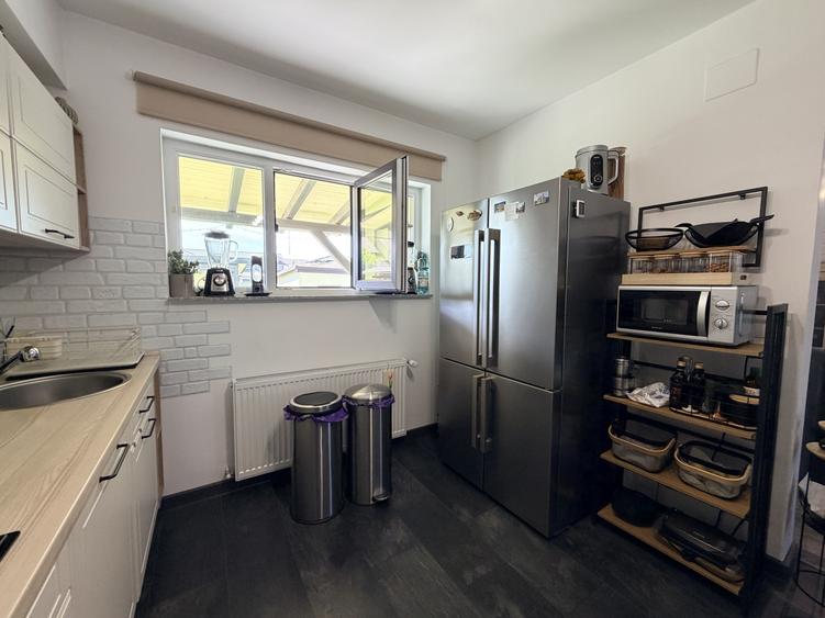 Casa premium pentru familie - zona excelenta - Mosnita Noua