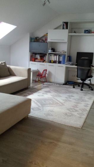 Apartament 3 camere, decomandat
