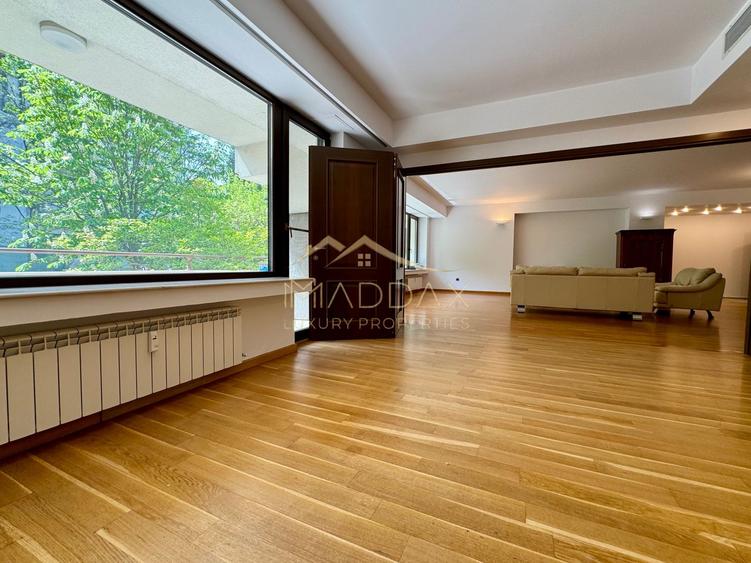 Apartament cu 4 camere 250mp* 2 parcări subterane / Dorobanti-Capitale