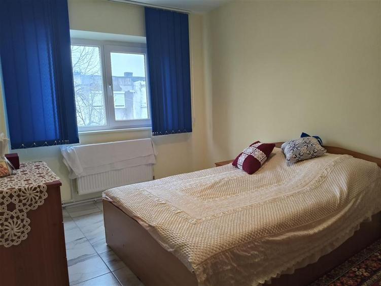 VEZI VIDEO! 3 camere, decomandat, 71 mp, 2 bai, Renovat 2024, Obor