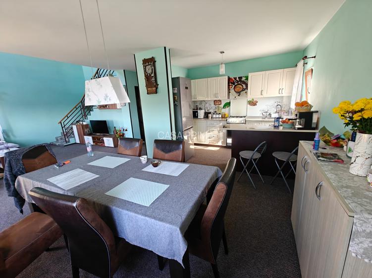 Casa de vanzare 4 camere, 900mp teren in zona Hlincea!!! - 3