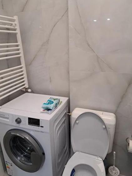 2 Camere, decomandat, balcon, mobilat/utilat, PARCARE INCLUSA, 5 minute Metrou