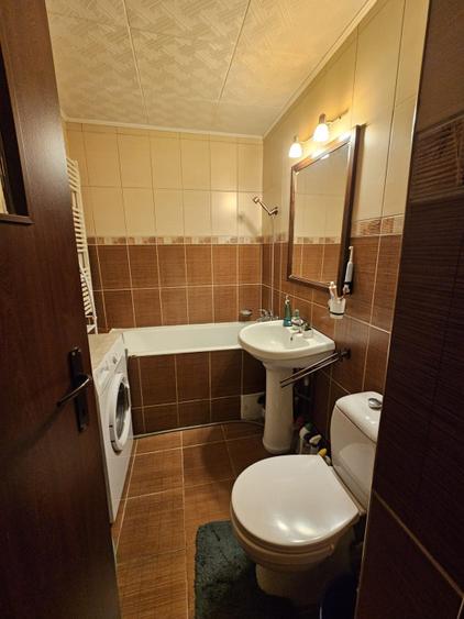 Apartament 2 camere, 55 mp, zona Hotvon