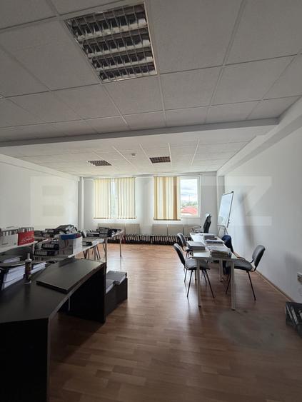 Spatiu birou, 44,5 mp, zona LIDL Obcini