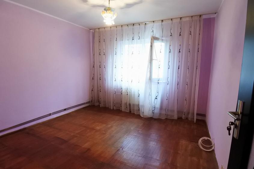 Zona Nord-apartament 3 camere decomandate-parter înalt-centrală proprie