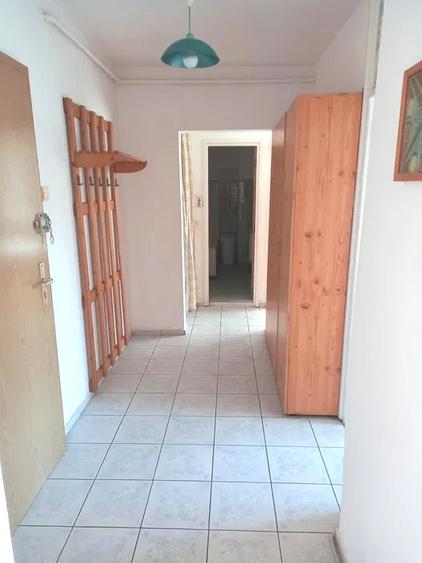 Apartament 2 camere zona Calea Dumbravii