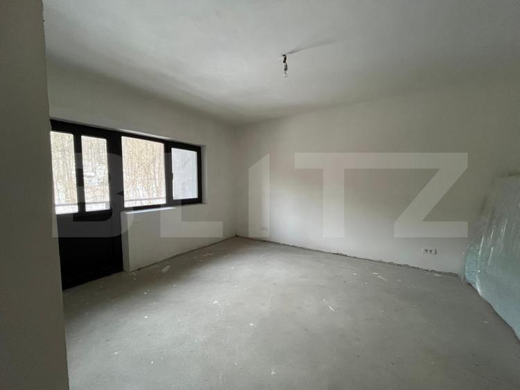 Casa cu etaj si mansarda, 5 camere, zona Santa, Mogosesti