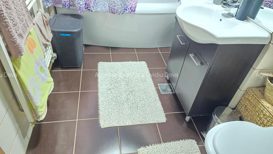 Vand apartament 3 camere decomandat in Deva, zona Nuferilor (Marasti), parter - 3