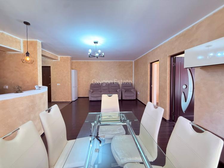 Inchiriere Apartament 4 camere, bloc 2008, parcare, Hotel Royal, Bradet - 2