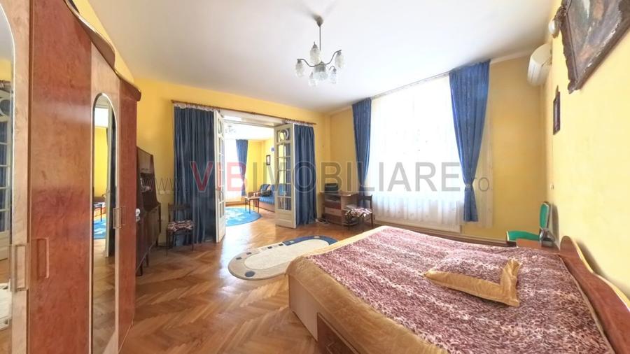 2 camere in vila / Aproape de Parcul Carol