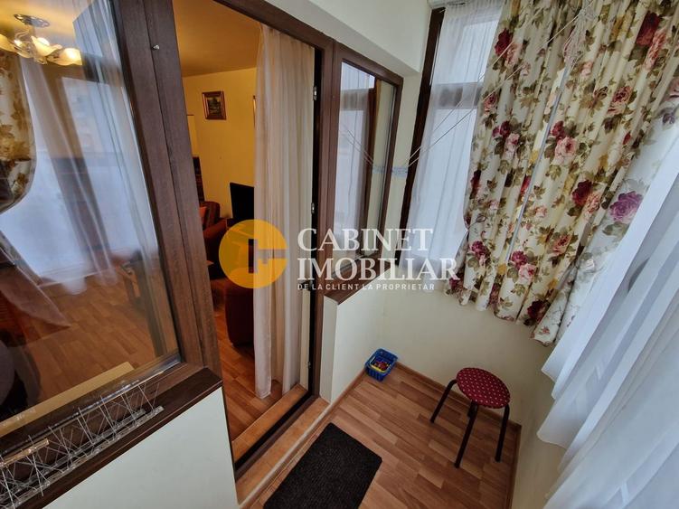 3 Camere Semidecomandat- Etaj intermediar-Zona Alexandru cel Bun