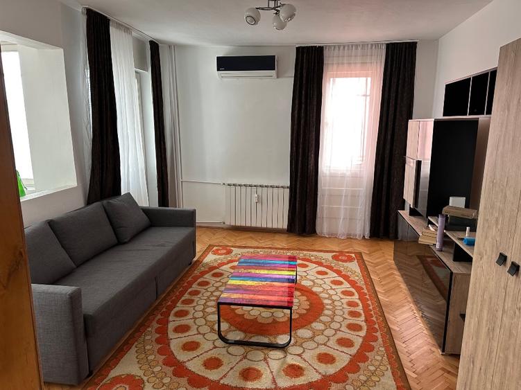Proprietar, vand apartament 2 camere
