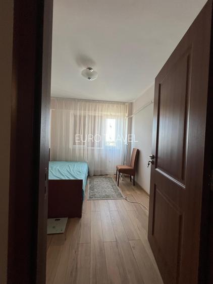 Apartament 4 camere, 2 bai, 2  balcoane, centrala gaz, 149900 euro - 11
