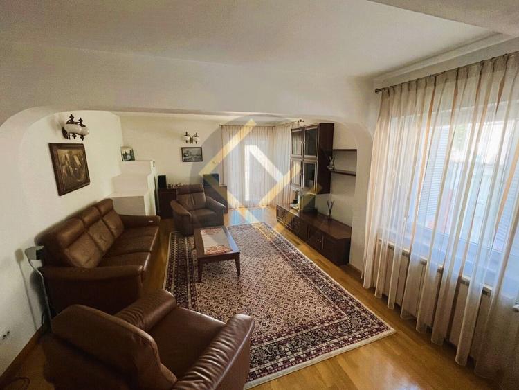 Vila  INDIVIDUALA ELEGANTA RENOVATA zona Domenii Arcul de Triumf