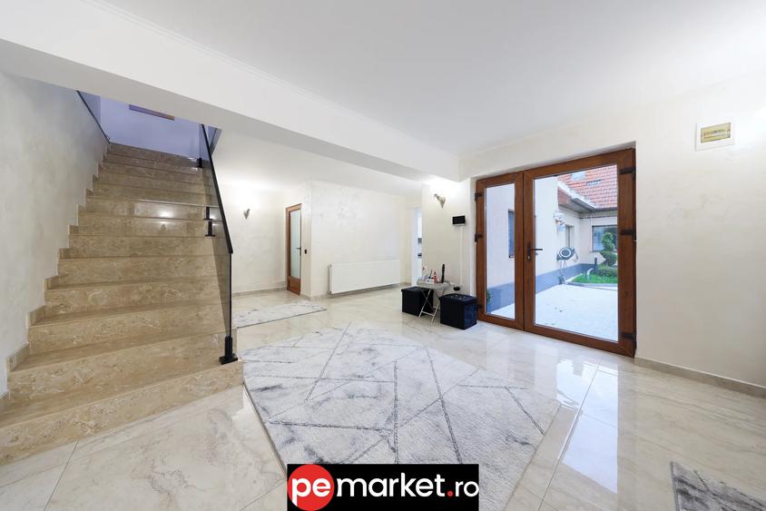 Casă superbă P+E cu 2 corpuri independente – ideală pentru familie & regim hotel