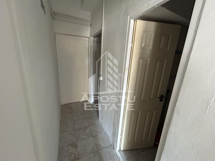 Spatiu comercial stradal de inchiriat, 92 mp, Zona Dambovita Sagului