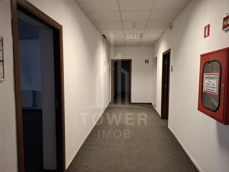 Hala industriala de 530 mp cu spatiu de birouri si baie