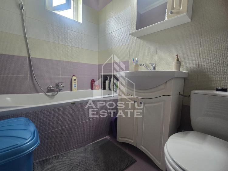 Apartament 3 camere decomandat, etaj 4/4 negociabil