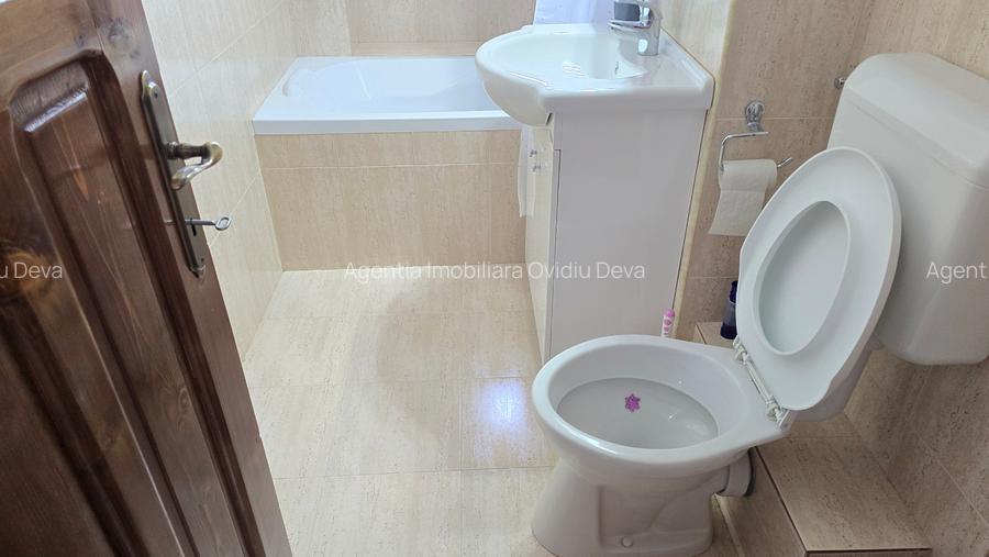 Inchiriez apartament 1 camera decomandat  Deva, Pietroasa (Bl. Mintiei) et 3 - 8