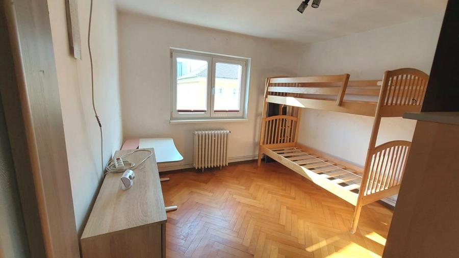 Apartament 3 camere decomandate Calea Dumbravii/ SE ACCEPTA MUNCITORI