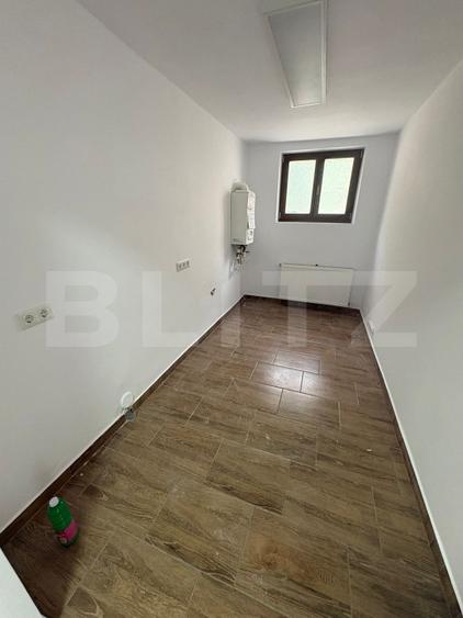 Spatiu de birouri, zona centrala
