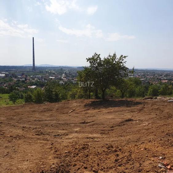 Teren intravilan 10 ari cu priveliște panoramică, – zonă de case, Centru Vechi - 2