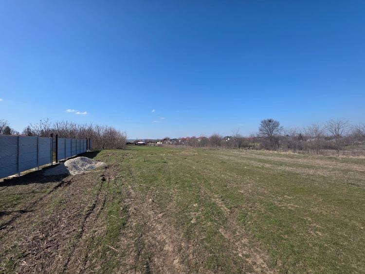 Teren intravilan 478 mp, front 24 ml, zona Malu Mare