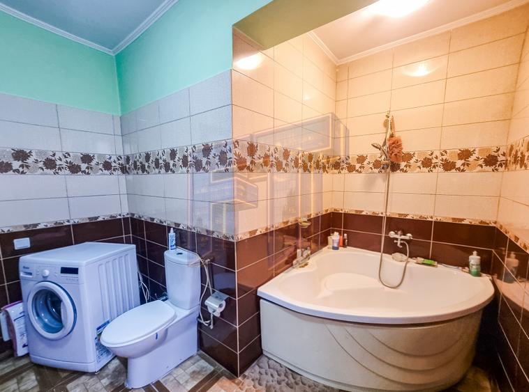Casa 10 camere Andronache, S+P+1+M, potrivită pentru Clinică, Scoală, Azil