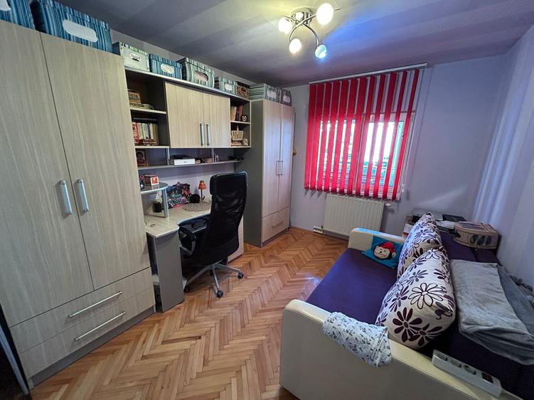 Apartament 3 camere cf 1 decomandat, foarte spatios Dorobantilor
