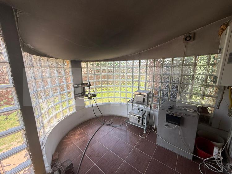 Casa de vanzare, 83 mp, zona Lupeni