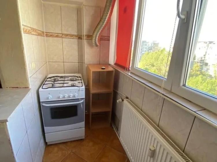 Berceni-Garnitei-Apartament de 2 camere-decomandat