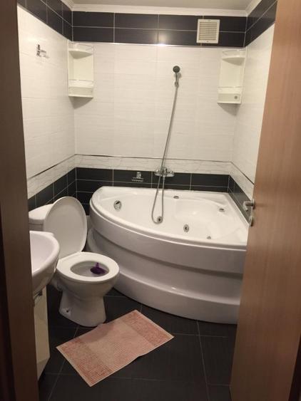 Apartament cu gradina proprie zona Centrul Civic