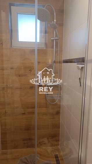 De închiriat | Penthouse Modern cu Terasă Panoramică – Sibiu -Zona ind.Vest
