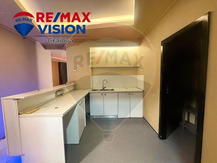 Spațiu comercial de 128.66mp de închiriat în zona Valea Rosie