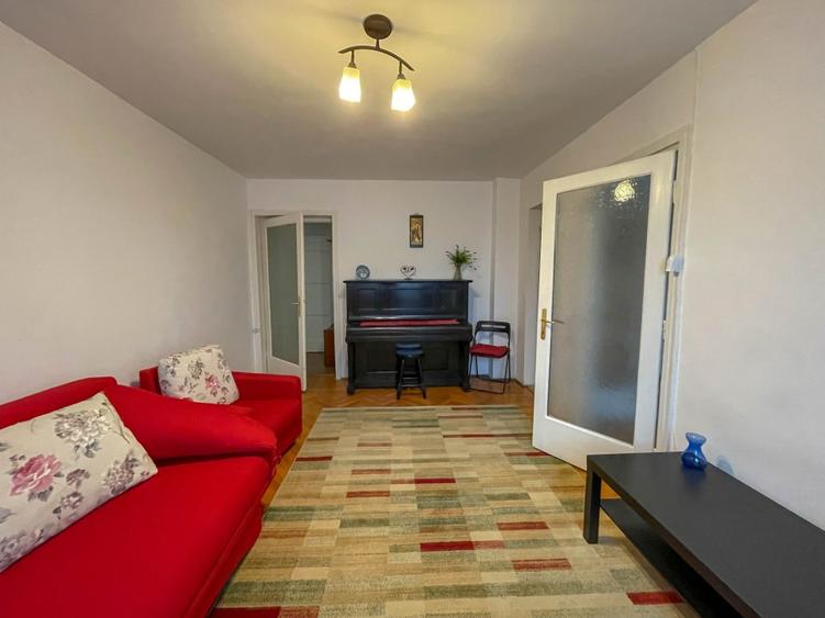 Apartamentul cu pian de langa Calea Victoriei