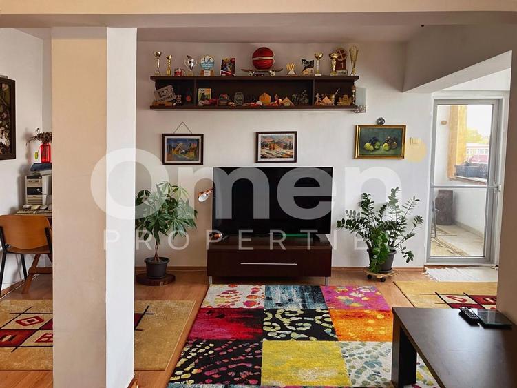 Apartament 3 camere spațios, ultracentral, etaj 4, mobilat și utilat