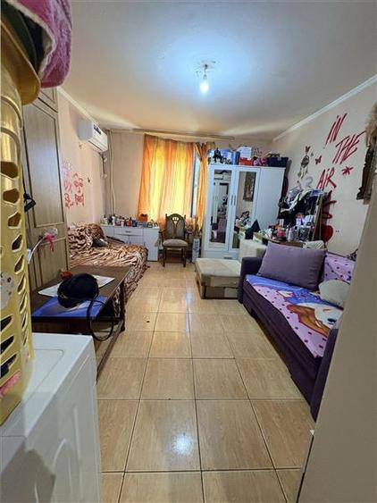 Garsoniera de Vanzare Zona Far, Etaj 1, Incadrata