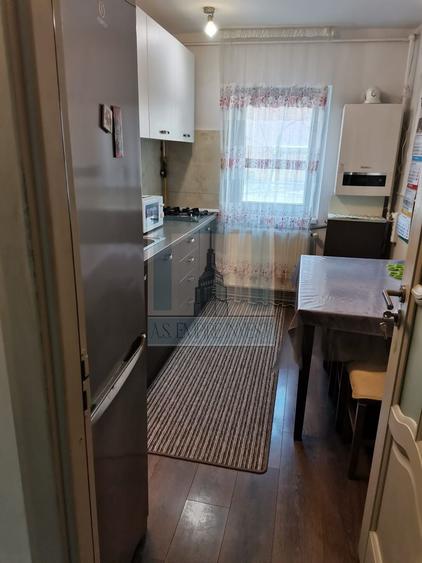 Apartament 3 camere decomandat - zona Scriitorilor
