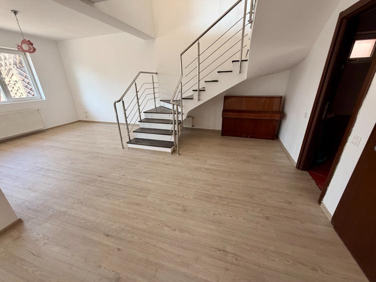 Popesti - strada Drumul Fermei -Casa Tip Duplex - 4 camere - Mutare Imediata
